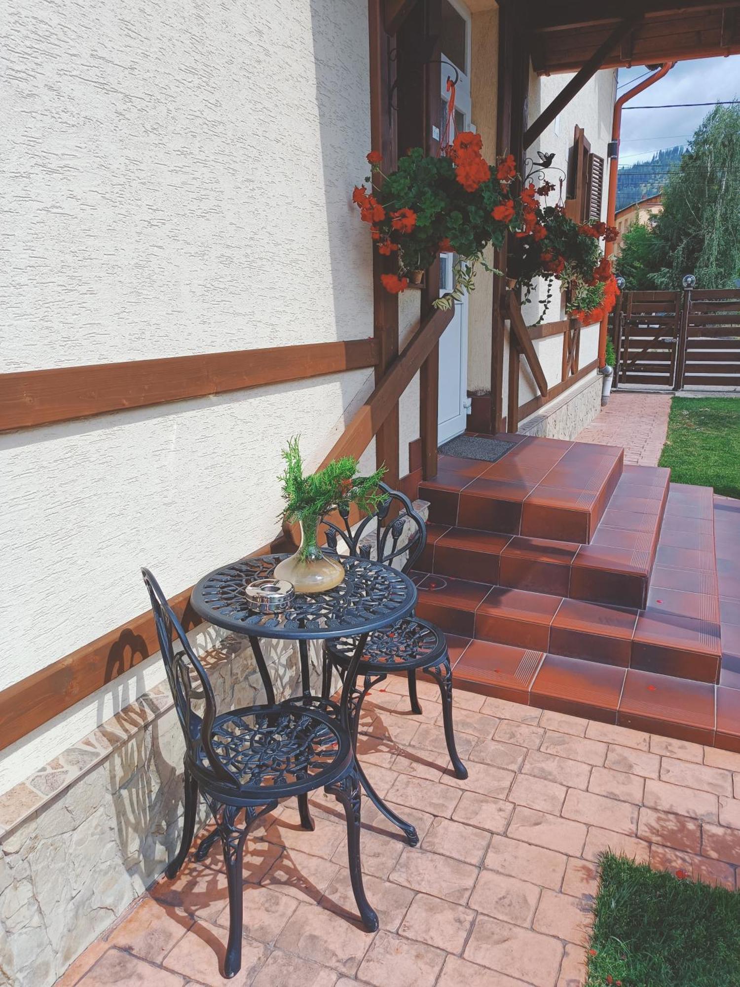 Residence Rooms Bucovina Campulung Moldovenesc Luaran gambar